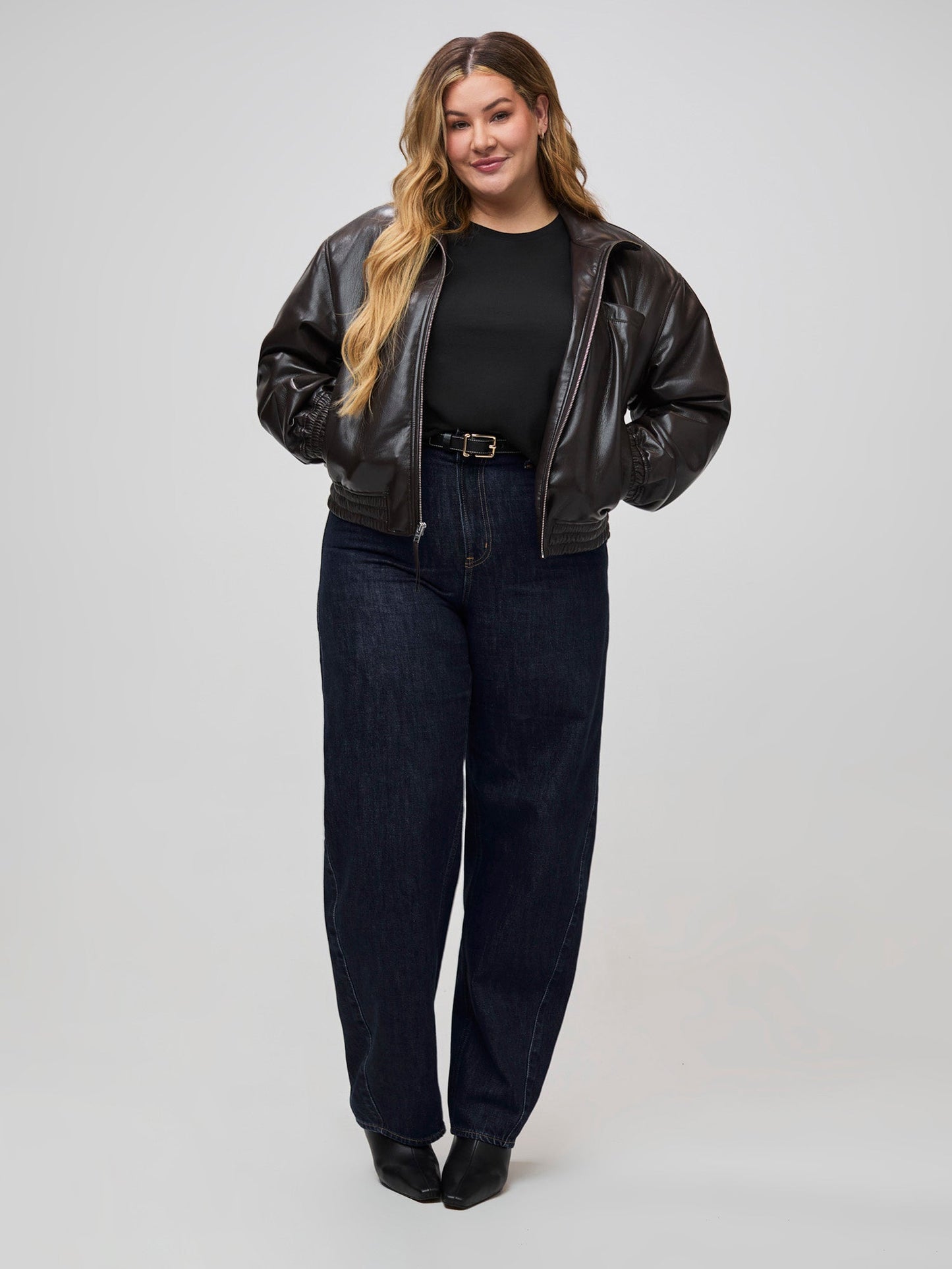 Women's Black Long Sleeve Crew