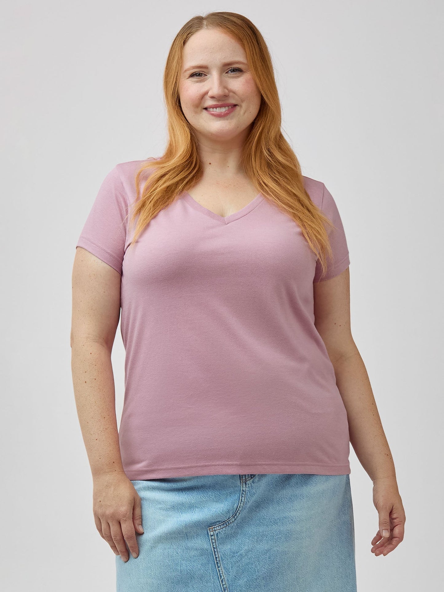 Women's Chalk Pink V-Neck